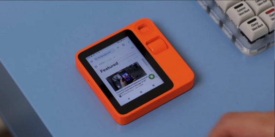 the rabbit r1 running normal Android